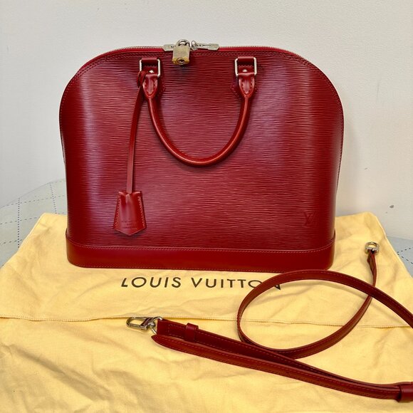 Timeless LV Alma GM in Rubis Red - Picture 11 of 12
